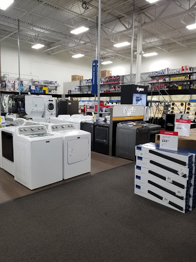 Electronics Store «Best Buy», reviews and photos, 2452 E Springs Dr, Madison, WI 53704, USA