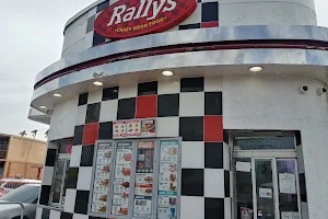 Rally's image