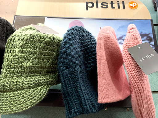 Shoe Store «Gimres Shoe Store Hillsboro», reviews and photos, 256 E Main St, Hillsboro, OR 97123, USA