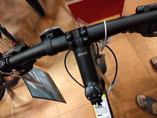 Bicycle Store «Cadence Cyclery», reviews and photos, 200 Marketplace Ln, Highland Village, TX 75077, USA