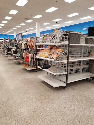 Clothing Store «Ross Dress for Less», reviews and photos, 13065 Lee Jackson Memorial Hwy, Fairfax, VA 22033, USA