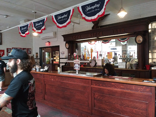Museum «D.G. Yuengling & Son, Inc. - Brewery, Museum and Gift Shop», reviews and photos, 501 Mahantongo St, Pottsville, PA 17901, USA