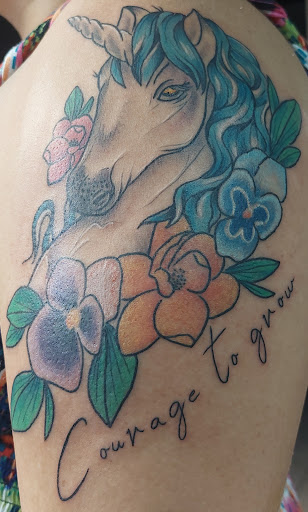 Tattoo Shop «Body Expressions Tattoo Studio», reviews and photos, 406 E Kingsbury St, Seguin, TX 78155, USA