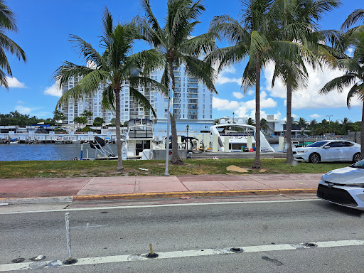 Community Center «Miami Beach JCC», reviews and photos, 4221 Pine Tree Dr, Miami Beach, FL 33140, USA