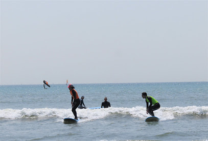 LiNo Kamakura SURF CLUB（リノカマクラ)