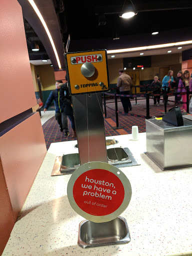 Movie Theater «AMC Forum 30», reviews and photos, 44681 Mound Rd, Sterling Heights, MI 48314, USA