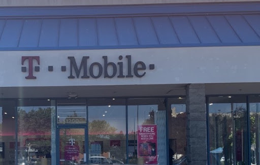 Cell Phone Store «T-Mobile», reviews and photos, 1200 Macdonald Ave, Richmond, CA 94801, USA