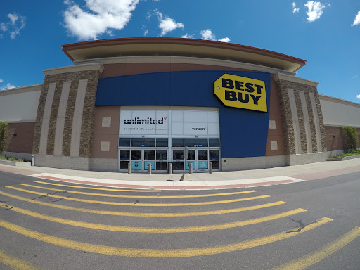 Best Buy, 3349 Fairlane Dr, Allen Park, MI 48101, USA, 