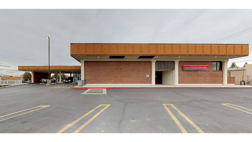 Bank of America (with Drive-thru ATM)