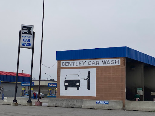 Bentley Car Wash en Fairbanks
