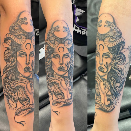 Find finger tattoo ideas for men for your next unique tattoo in Chillicothe at Grimey Inc Tattoos