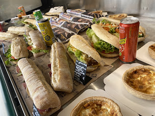 Photo n°12 de 1001 Sandwiches à Les Eyzies ()