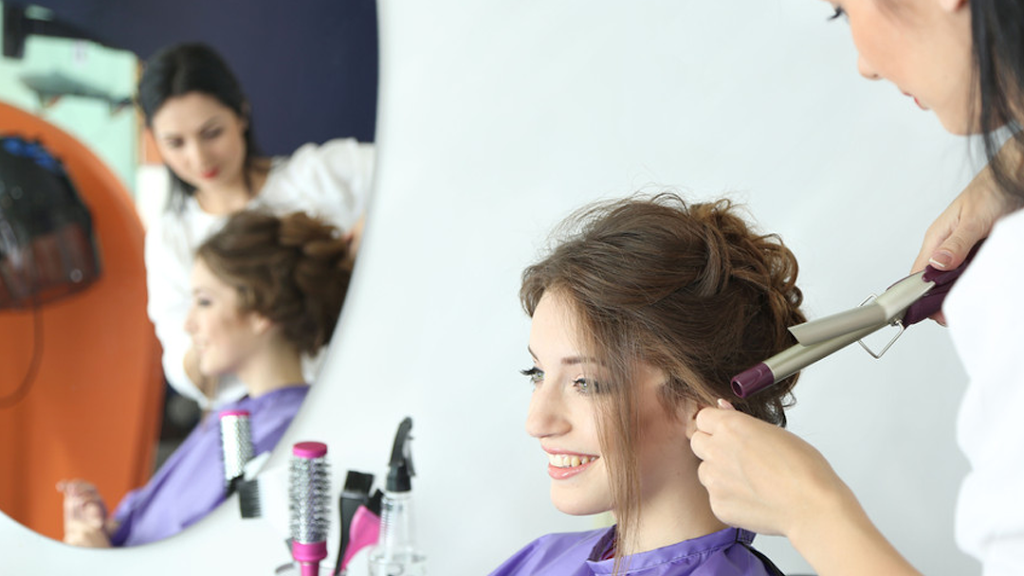 Studio One Eighty Hair 49202