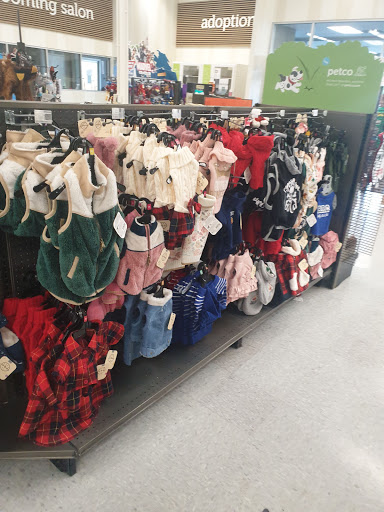 Clothing Store «Ross Dress for Less», reviews and photos, 151 N McDowell Blvd, Petaluma, CA 94954, USA