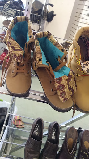 Thrift Store «Goodwill Thrift Store - Mandarin», reviews and photos