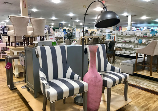 Department Store «Marshalls & HomeGoods», reviews and photos, 311 Costco Way, St Peters, MO 63376, USA