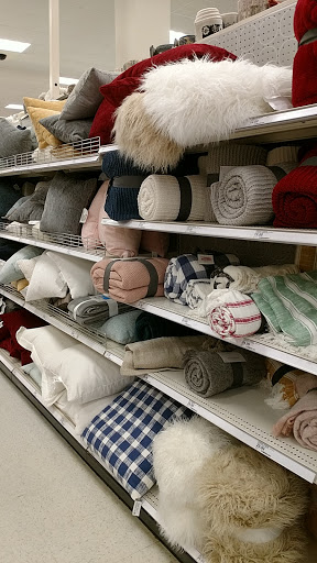 Department Store «Target», reviews and photos, 2001 South Rd, Poughkeepsie, NY 12601, USA