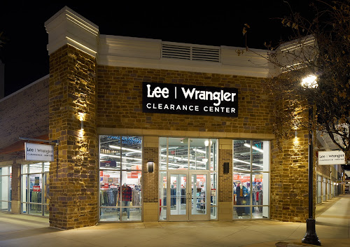 Lee Wrangler Clearance Center - Outlet store in Tucson, United States |  