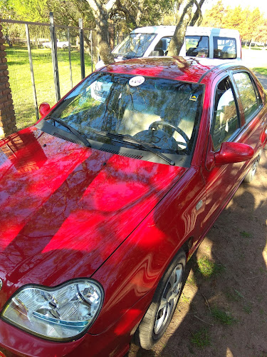 Opiniones de PETRO CAR alquiler de Autos en Tarariras - Agencia de alquiler de autos
