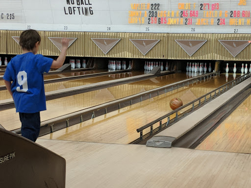 Bowling Alley «Leopard Lanes», reviews and photos, 601 Chateau Dr, Bellevue, NE 68005, USA