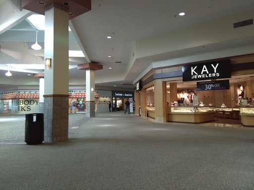 Shopping Mall «Blue Ridge Mall», reviews and photos, 1800 Four Seasons Blvd # 5, Hendersonville, NC 28792, USA