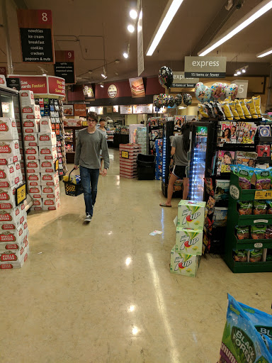 Grocery Store «Safeway», reviews and photos, 2811 Middlefield Rd, Palo Alto, CA 94306, USA
