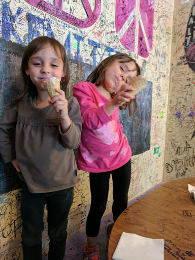 Ice Cream Shop «Quakes Ice Creamery», reviews and photos, 1922 Bienville Blvd, Ocean Springs, MS 39564, USA