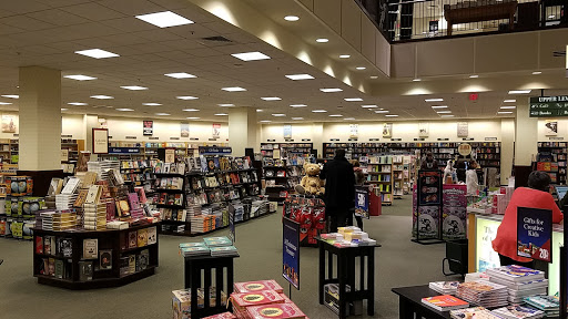 Book Store «Barnes & Noble», reviews and photos, 100 Greyrock Pl, Stamford, CT 06901, USA