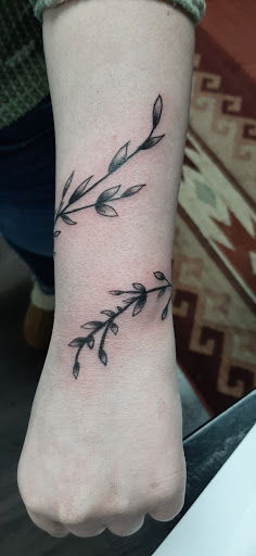 Tattoo Shop «Axonic Inkworks Custom Tattoo Studio», reviews and photos, 79 Duke St, Northumberland, PA 17857, USA