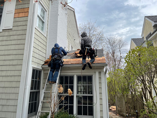 Roofing Contractor «Roofs R Us», reviews and photos