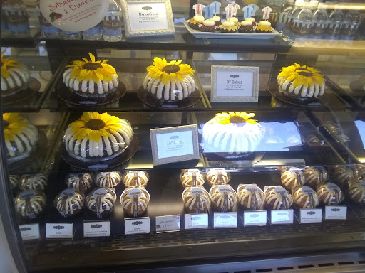 Shopping Mall «Flower Hill Promenade», reviews and photos, 2720 Via De La Valle, Del Mar, CA 92014, USA