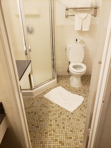 Days Inn by Wyndham Camarillo - Ventura image