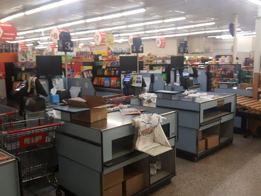 Grocery Store «Miles Supermarket», reviews and photos, 4127 E 131st St, Cleveland, OH 44105, USA