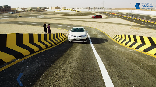إدارة مدارس تطوير لتعليم قيادة المركبات | Tatweer Driving Schools HQ 