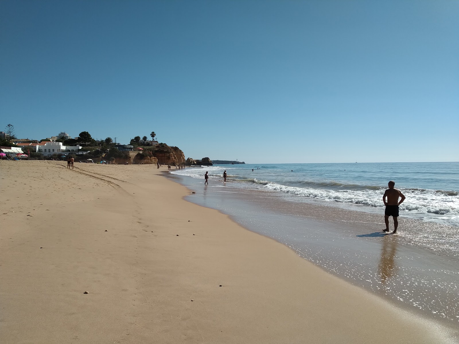 Foto van Praia do Vau met ruim strand
