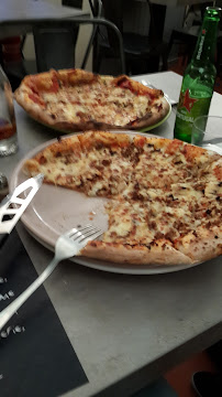 Plats et boissons du Pizzeria Oh Fada Camille Pujol à Toulouse - n°10