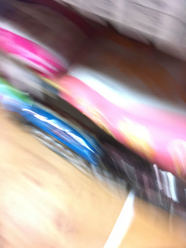 Pet Supply Store «Munchies Natural Pet Foods», reviews and photos, 2896 W Bay Dr, Belleair Bluffs, FL 33770, USA