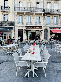Atmosphère du Restaurant Le Rizana à Bordeaux - n°8