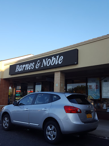 Book Store «Barnes & Noble», reviews and photos, 1424 Union Tpke, New Hyde Park, NY 11040, USA