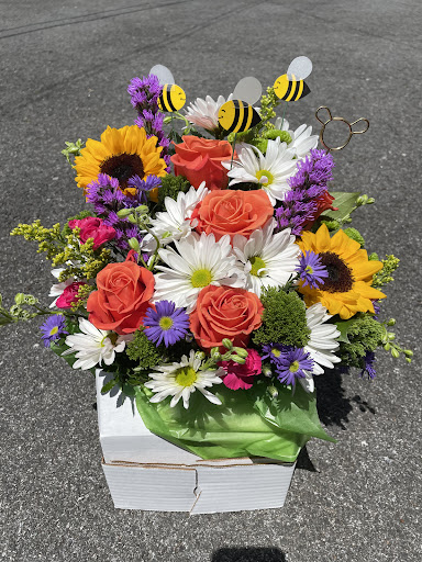 Florist «Beautiful Blooms Florist», reviews and photos, 798A Yonkers Ave, Yonkers, NY 10704, USA