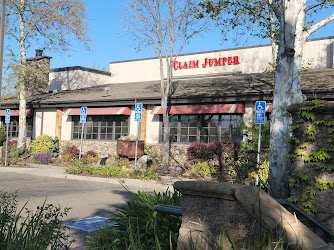 Claim Jumper Steakhouse & Bar