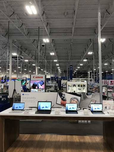Electronics Store «Best Buy», reviews and photos, 21601 Victory Blvd, Canoga Park, CA 91303, USA