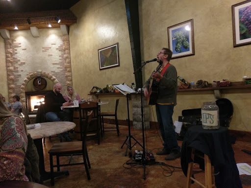 Winery «Paper Moon Vineyards», reviews and photos, 2008 State Rd, Vermilion, OH 44089, USA