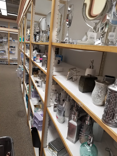 Clothing Store «Burlington Coat Factory», reviews and photos, 24 Wayne Hills Mall, Wayne, NJ 07470, USA