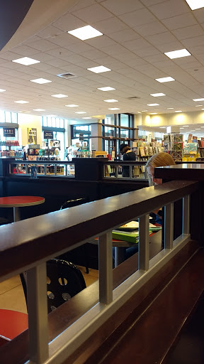 Book Store «Barnes & Noble», reviews and photos, 180 NJ-35, Eatontown, NJ 07724, USA