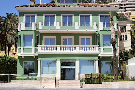 Aviles y Roman - Clinica Dental Malaga - Aviles y Roman - Clinica Dental Malaga