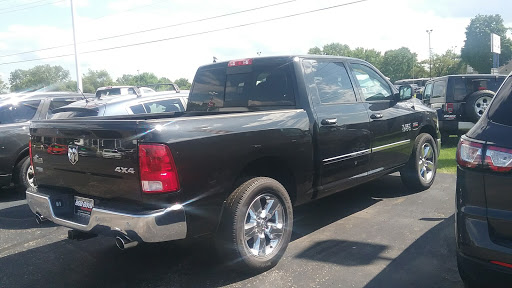 Car Dealer «Bob-Boyd Chrysler Jeep Dodge RAM», reviews and photos, 2810 N Columbus St, Lancaster, OH 43130, USA