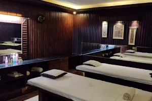Global Spa Paharganj- Massage Service Paharganj | Massage Center In Paharganj image