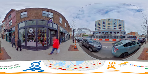 Pet Supply Store «Emi Pet Salon & Boutique - Short North», reviews and photos, 743 N High St, Columbus, OH 43215, USA