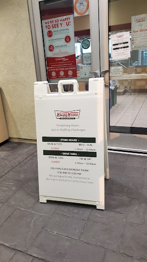 Bakery «Krispy Kreme Doughnuts», reviews and photos, 25802 El Paseo Avenue, Mission Viejo, CA 92691, USA